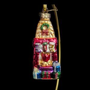 Thomas Pacconi Christmas Fireplace Mantel Glass Ornament Vintage